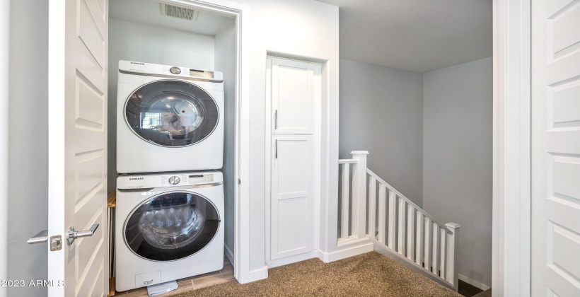 Upstairs - Full Size Stacked Washer and Dryer Included