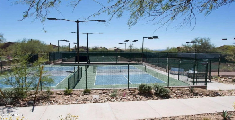 McDowell Mountain Tennis Courts