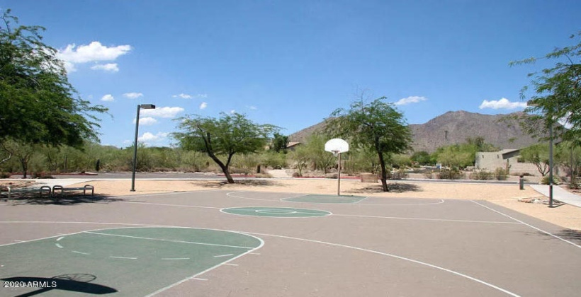 McDowell Mountain Basketball Courts