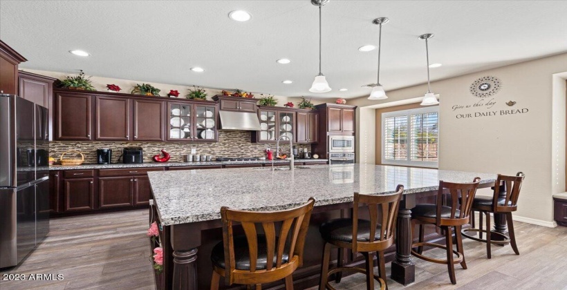 Oversized Kitchen Island