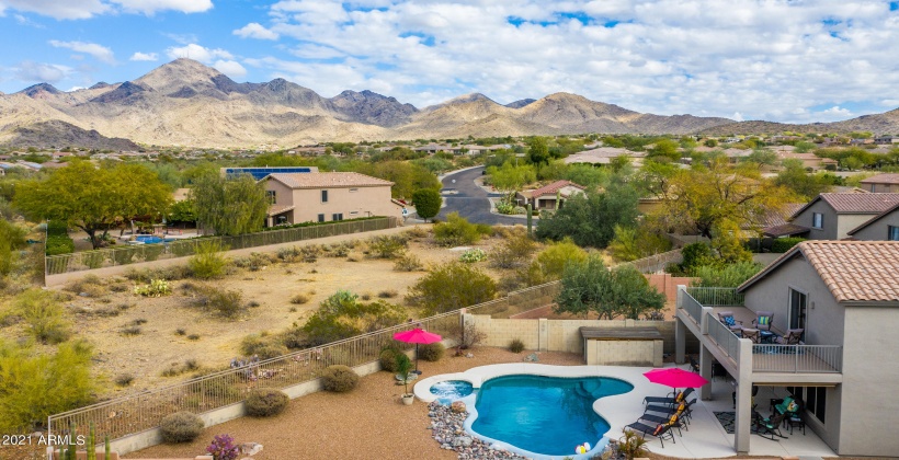 ALL DESERT BEHIND YOU! HOMES NEXT DOOR WITH NO POOLS! COMPLETE PRIVACY!