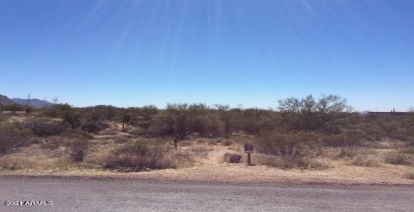 Borders. Scottsdale Preserve Trail.