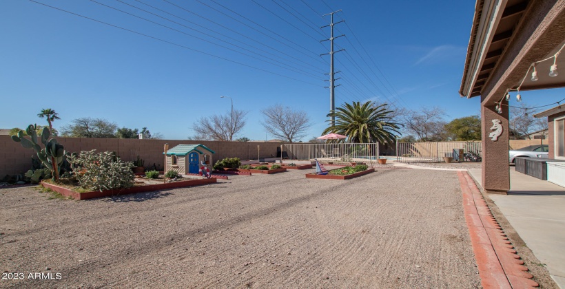 Oversized yard- garden beds ready for your garden!