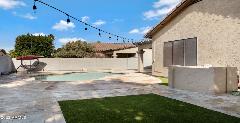 Pool and Travertine Pavers