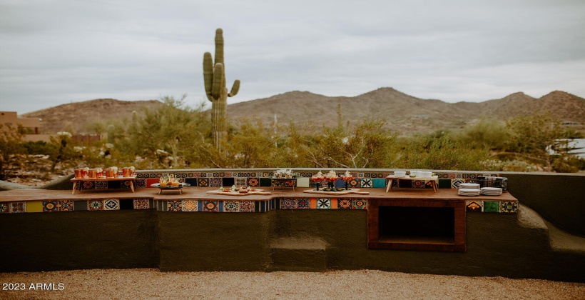 Built in BBQ and serving/entertainment counter space.