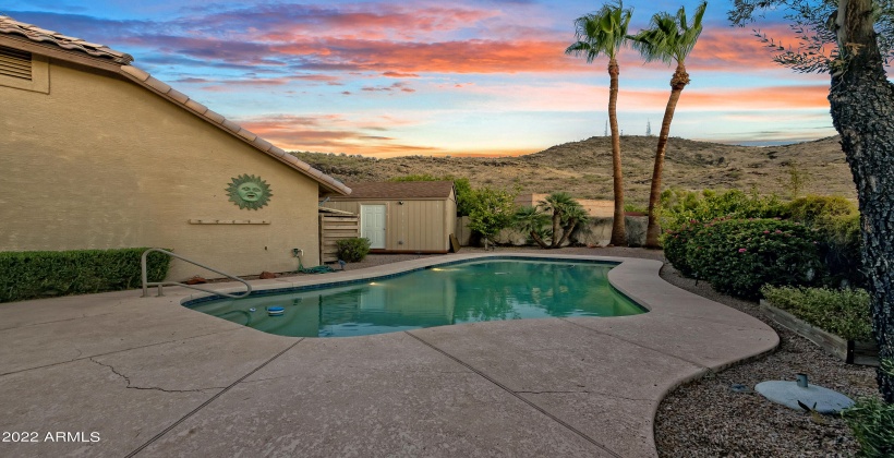 Pebble sheen pool