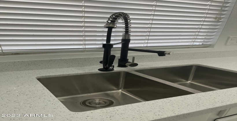 New SS kitchen (deep) kitchen sink & upgraded faucet