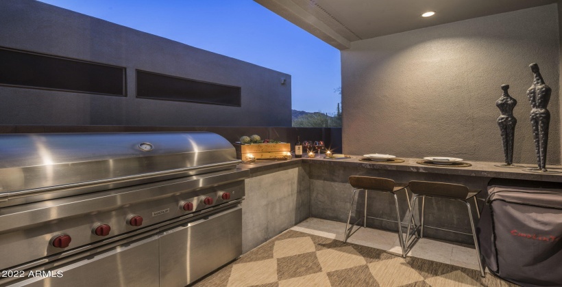 Custom Outdoor Kitchen w/ 50