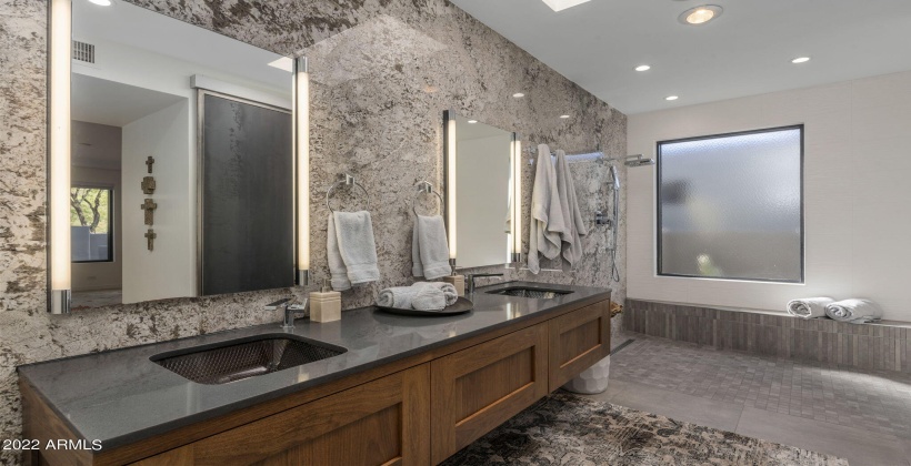 Floating Vanity With Glass Sinks & Grohe Fixtures